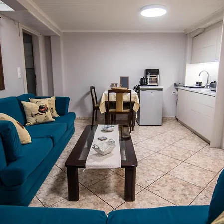 Nonna Konstantina- Old Town Center Lefkáda