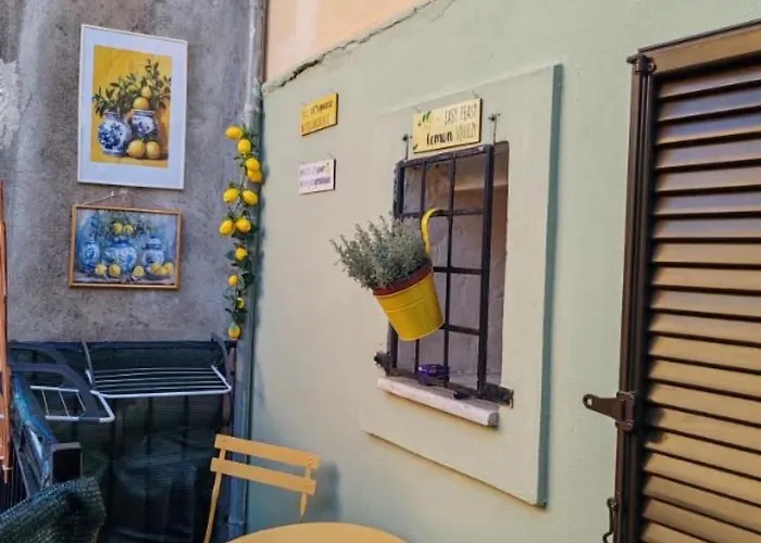 Nonna Konstantina- Old Town Center Λευκάδα